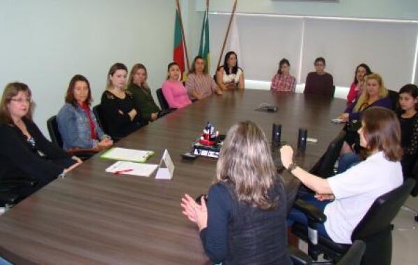 crn-2-recebe-alunos-da-fadergs